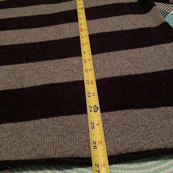 Bundle of Vintage Cotton, Wool Blend Pullover Sweaters, L. Excellent Concition. - Picture 7 of 16